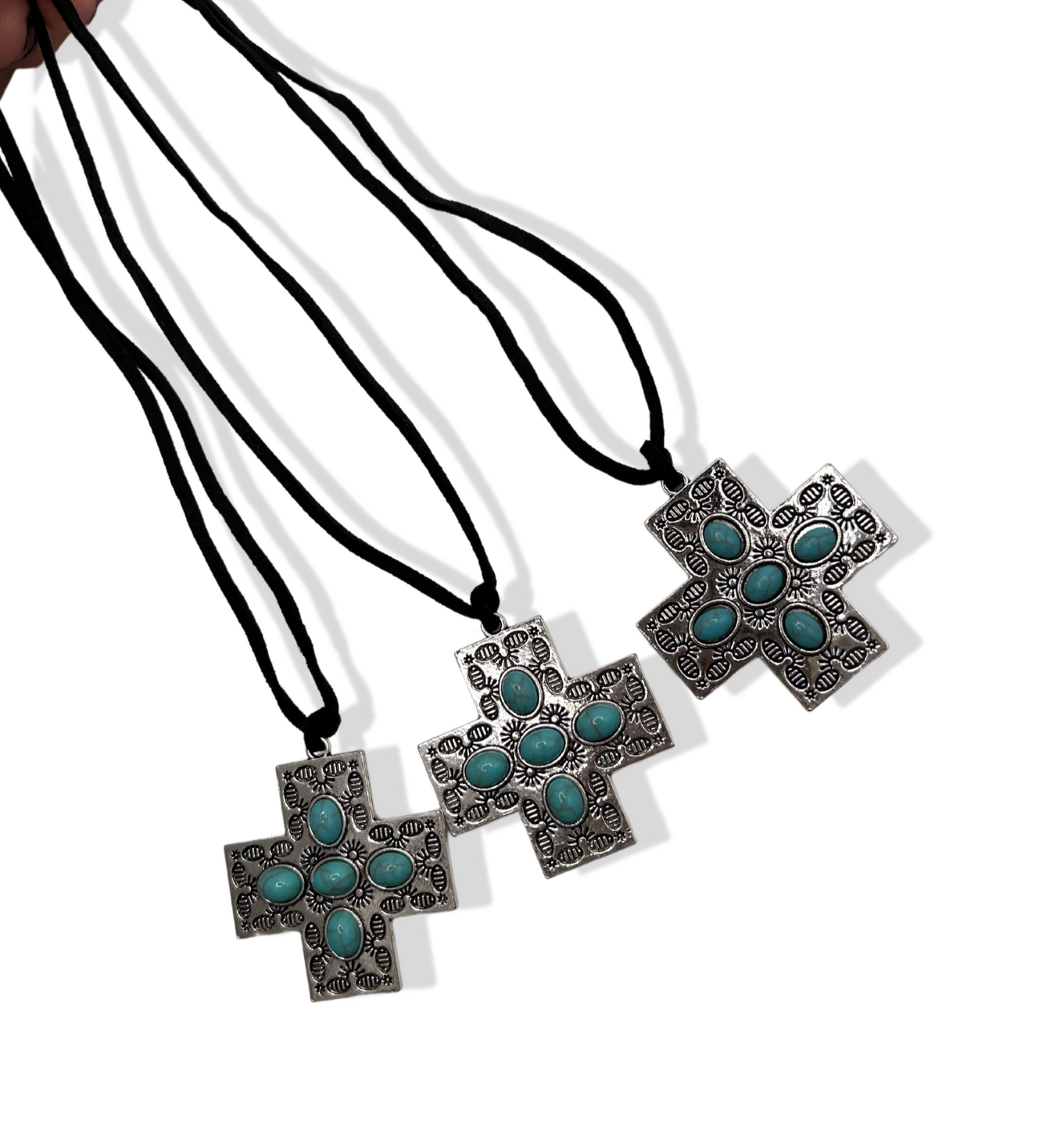‘Tatum’ Vintage-Inspired Cross Necklace